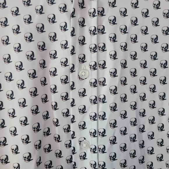 International Report Size S 4-Way Stretch Skull Print Button Up Shirt White - Picture 3 of 9